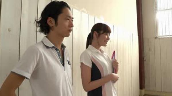 SSNI-392-新任黑丝女教师在未婚夫面前被学生们轮奸-桥本有菜